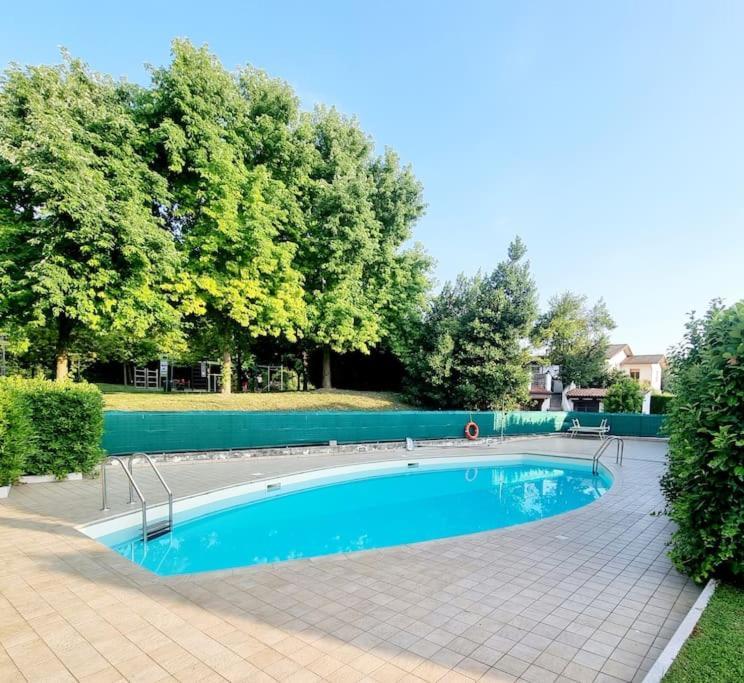 Rosa Del Garda Appartamento Peschiera del Garda